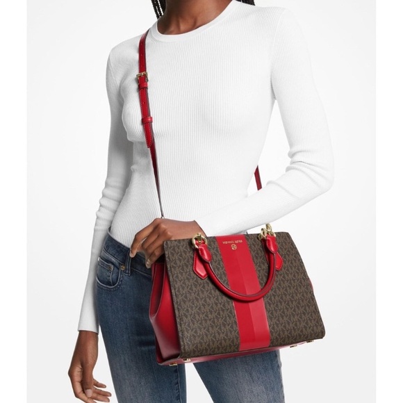 Michael Kors red and brown signature crossbody bag. - Picture 3 of 3